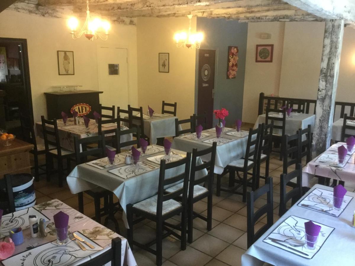 Auberge Henri IV Segur-le-Chateau Bagian luar foto